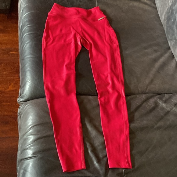 EUC Bombshell Sportswear Gloss Leggings XS - Picture 6 of 7